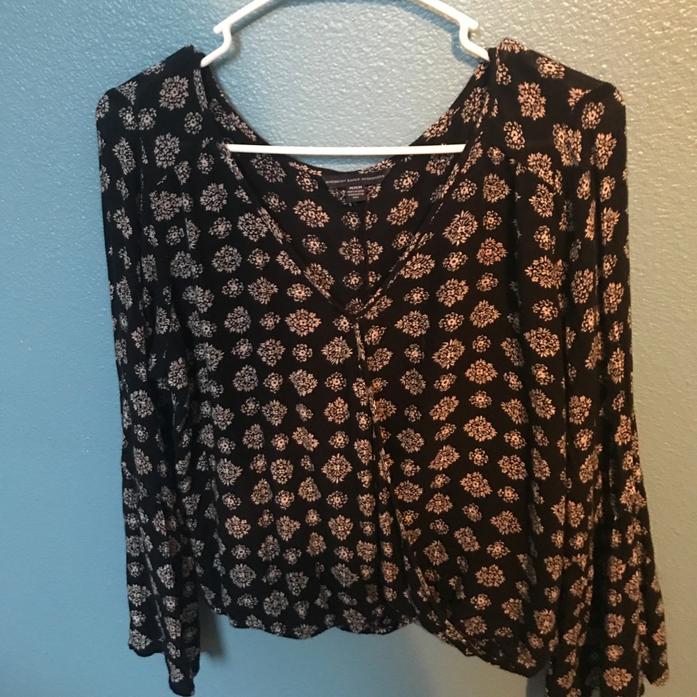 American Eagle Floral Bohemian-Style Blouse